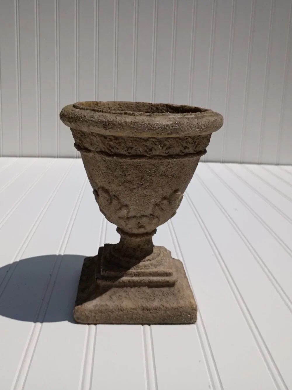 Vintage Style Decorative Urn Vase 8-inch Lightweight Resin Cement Look Old World